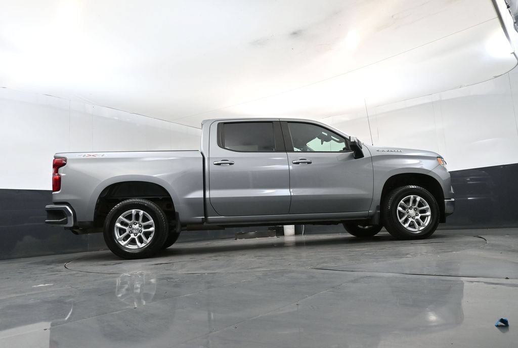 Used 2023 Chevrolet Silverado 1500 LT AWD/4WD image 24