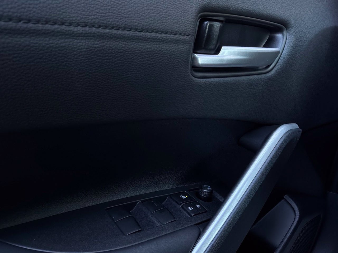 New 2026 Toyota Corolla Cross XLE FWD image 21
