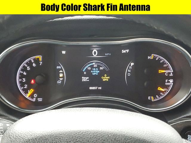 Used 2018 Jeep Grand Cherokee Altitude image 14