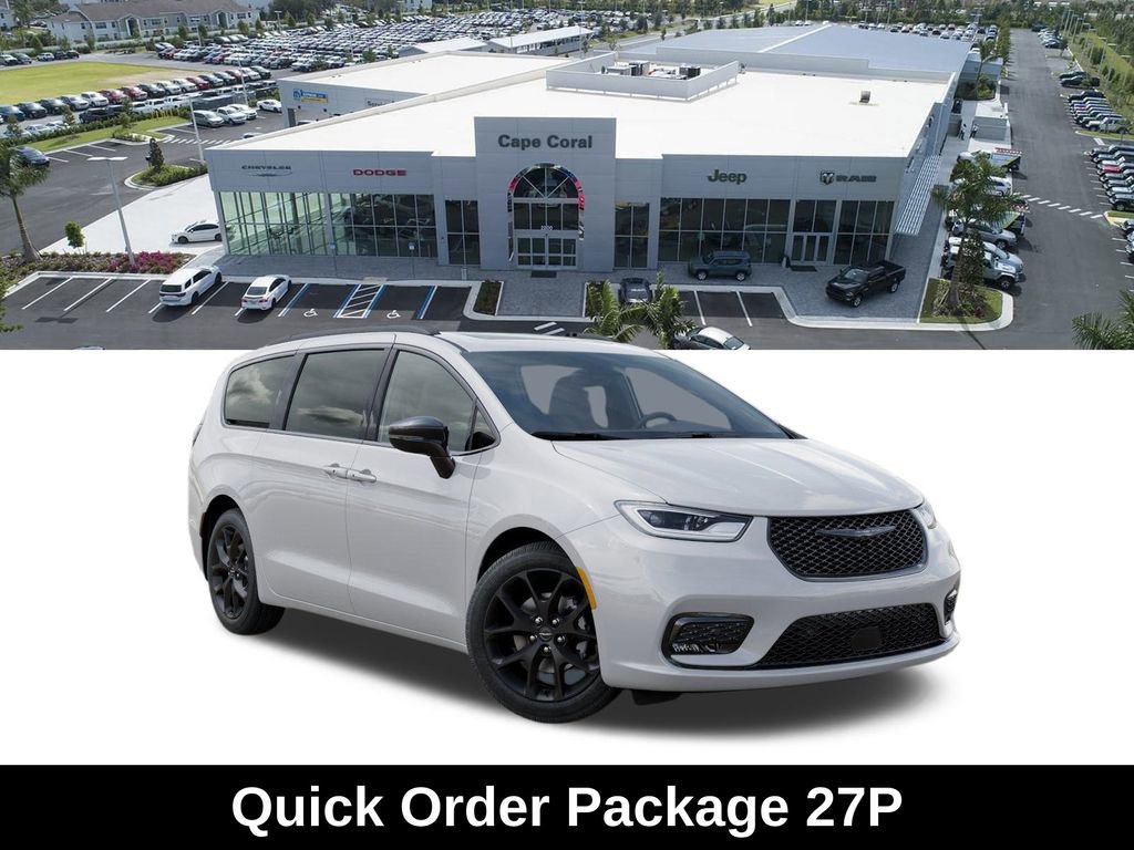 New 2026 Chrysler Pacifica Limited w/ S Appearance Package image 6
