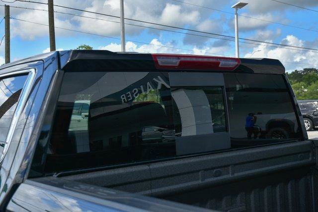 New 2025 GMC Sierra 1500 SLT w/ SLT Premium Package image 25