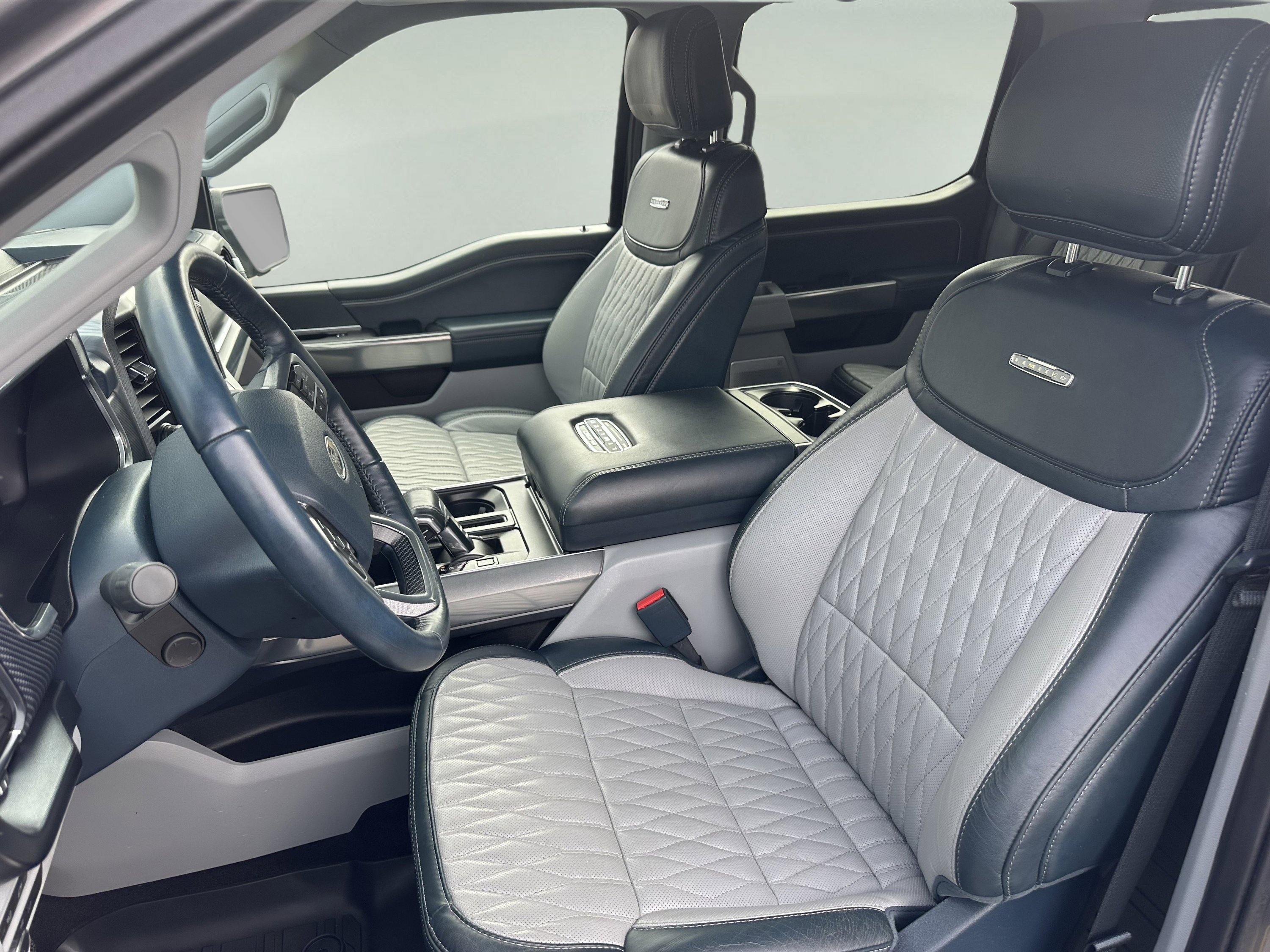 Used 2021 Ford F150 Limited image 9