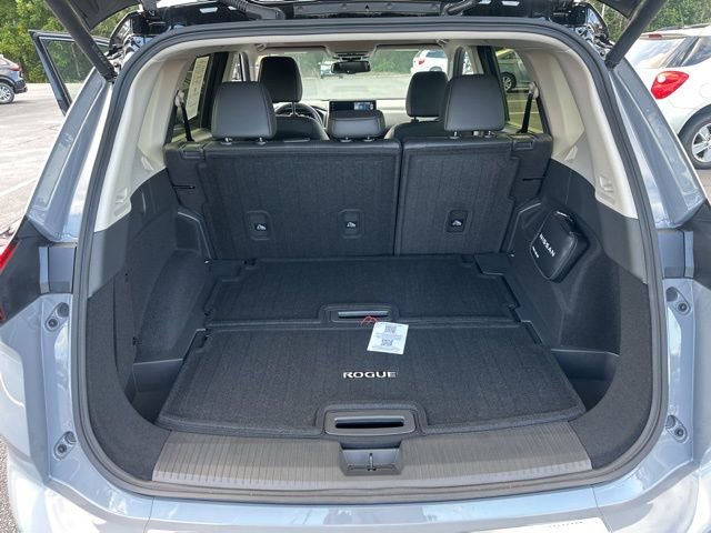Used 2025 Nissan Rogue SL w/ SL Premium Package image 30