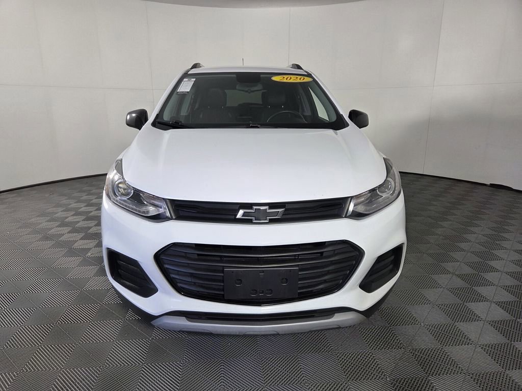 Used 2020 Chevrolet Trax LT w/ Redline Edition image 3
