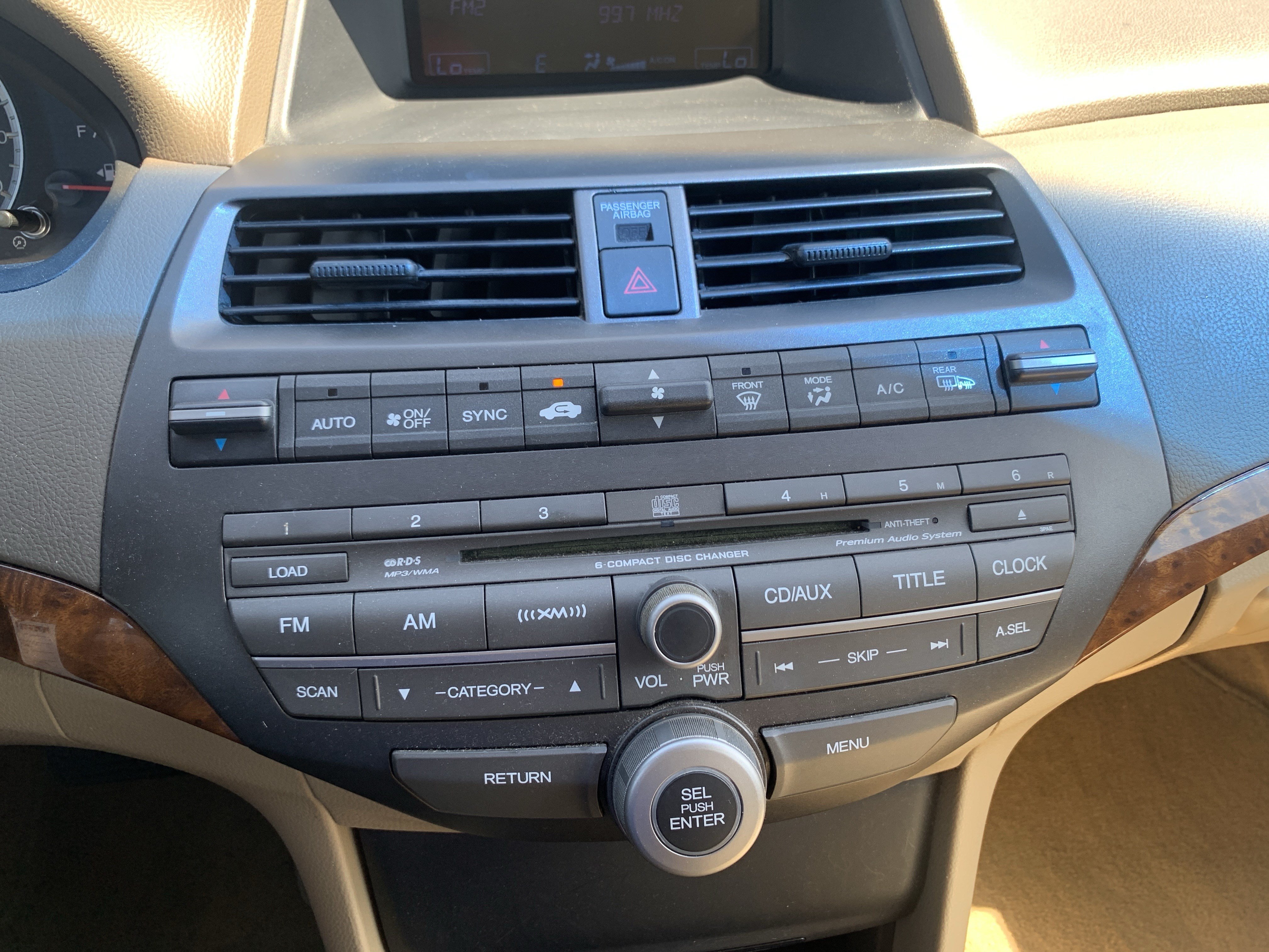 Used 2010 Honda Accord EX-L image 24