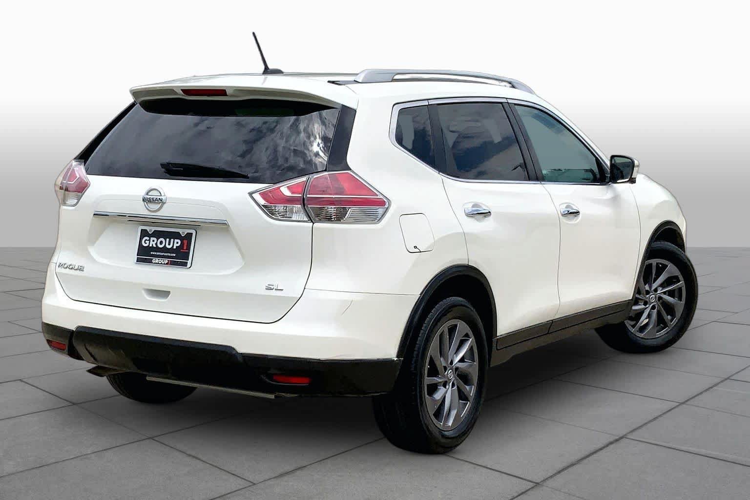 Used 2016 Nissan Rogue SL w/ SL Premium Package FWD image 13