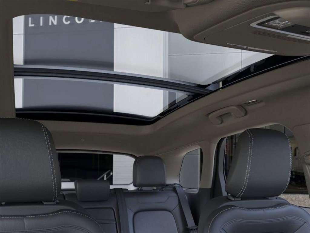 New 2025 Lincoln Corsair Reserve w/ Jet Appearance Package image 43