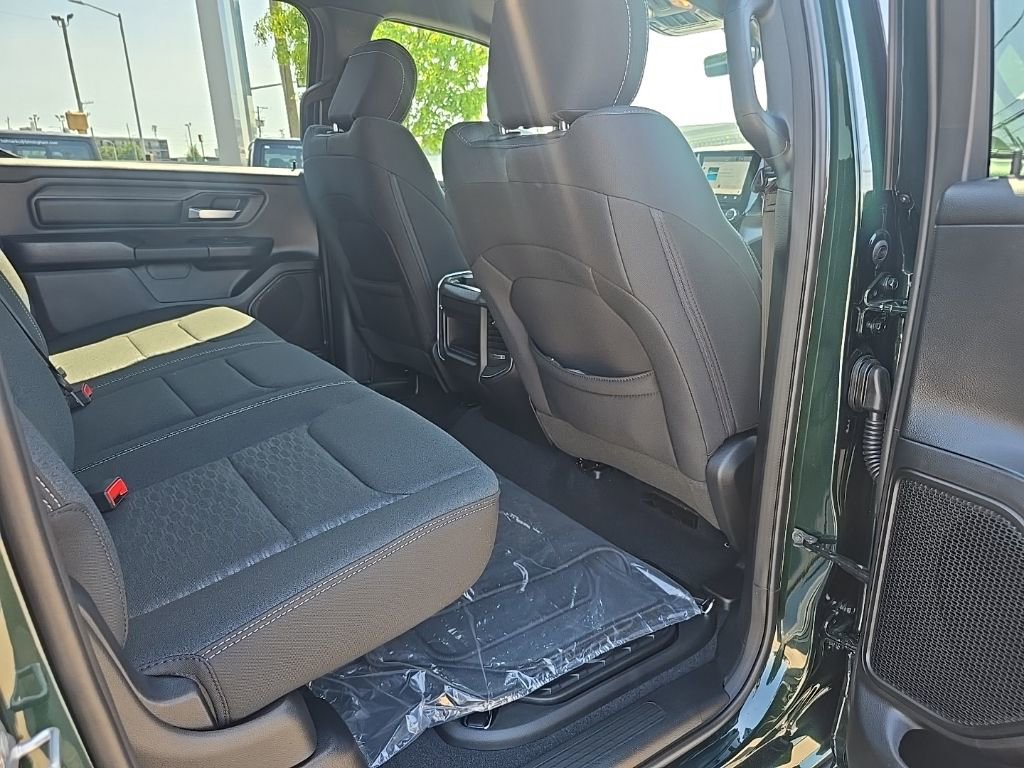 New 2026 RAM 1500 Express AWD/4WD image 20