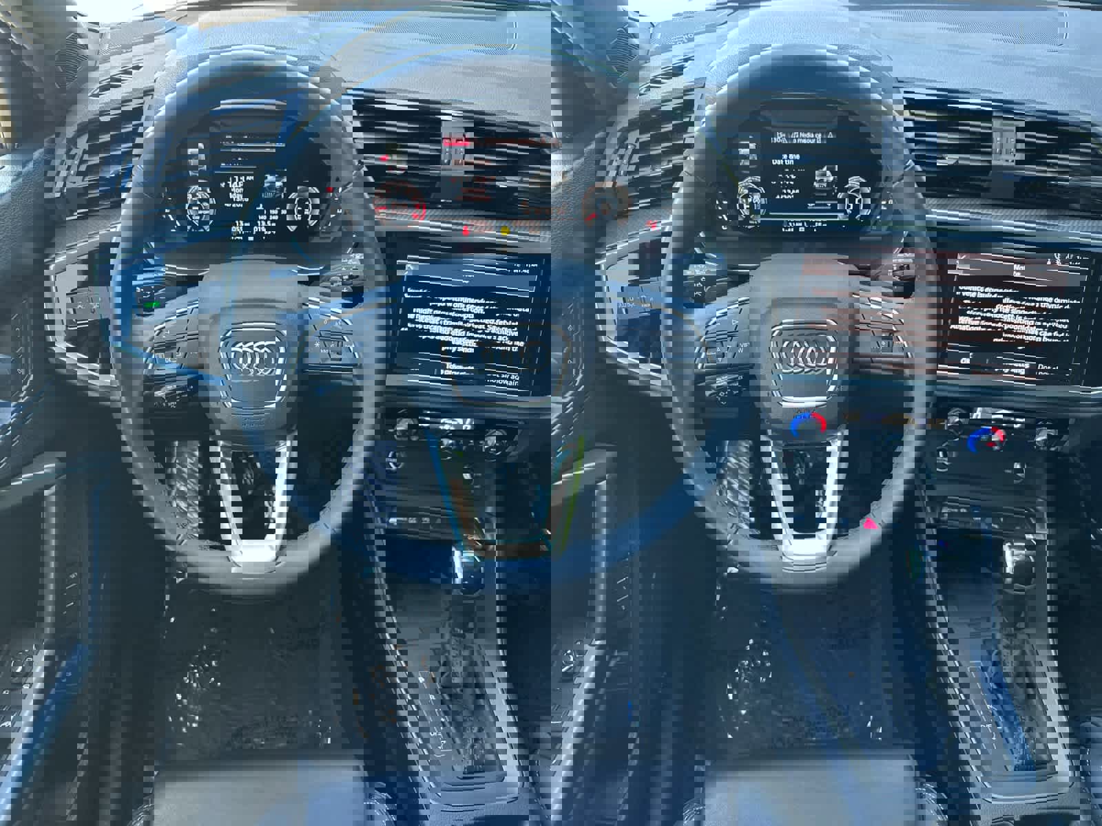 Used 2023 Audi Q3 2.0T Premium Plus w/ Premium Plus Package image 14