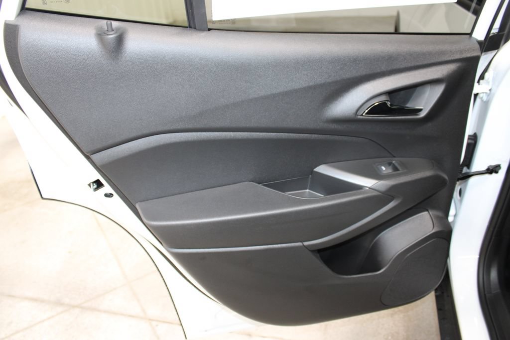 New 2026 Chevrolet Trax RS w/ Driver Confidence Package FWD image 21