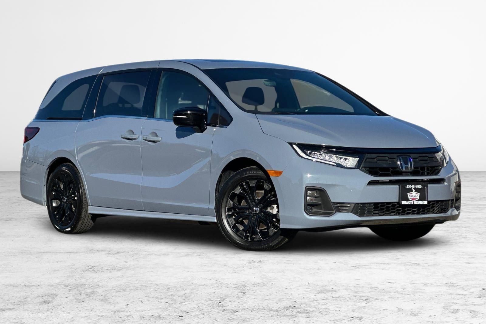 Used 2025 Honda Odyssey Sport-L image 2