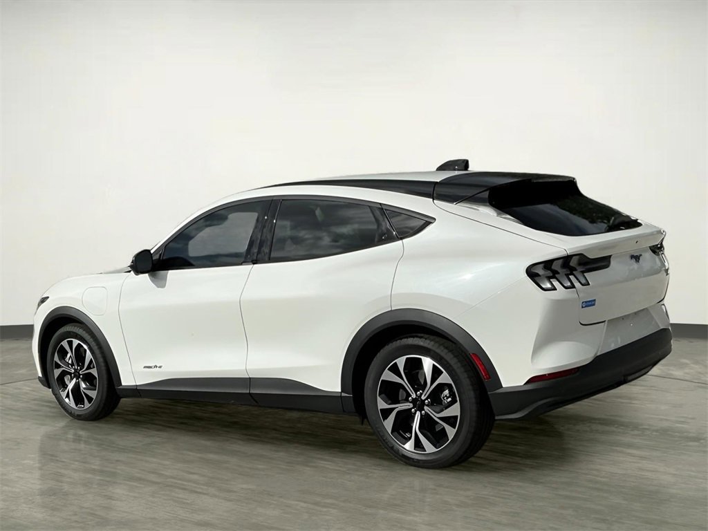 Used 2025 Ford Mustang Mach-E Select image 4