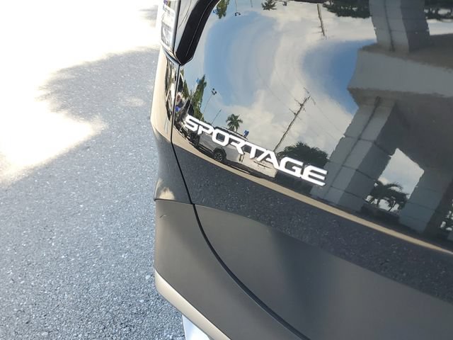 Certified 2023 Kia Sportage LX AWD/4WD image 8