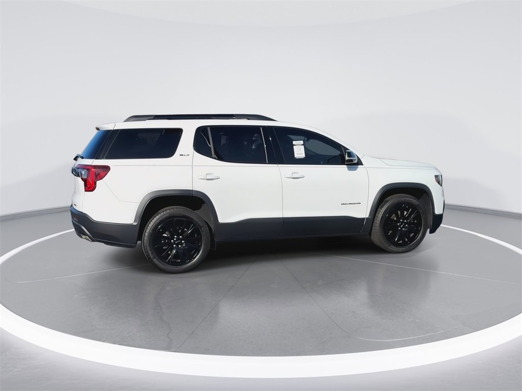Used 2023 GMC Acadia SLT w/ Elevation Edition image 8