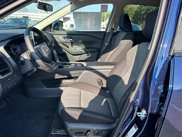 New 2026 Nissan Rogue SV AWD/4WD image 24