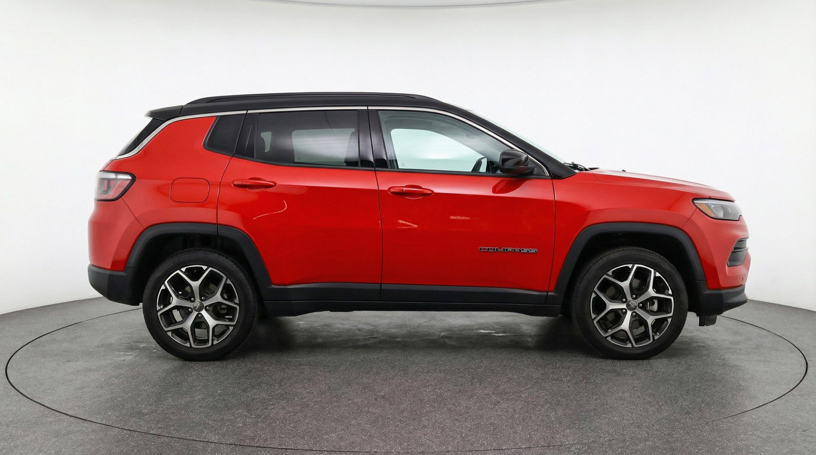 Used 2025 Jeep Compass Limited image 11