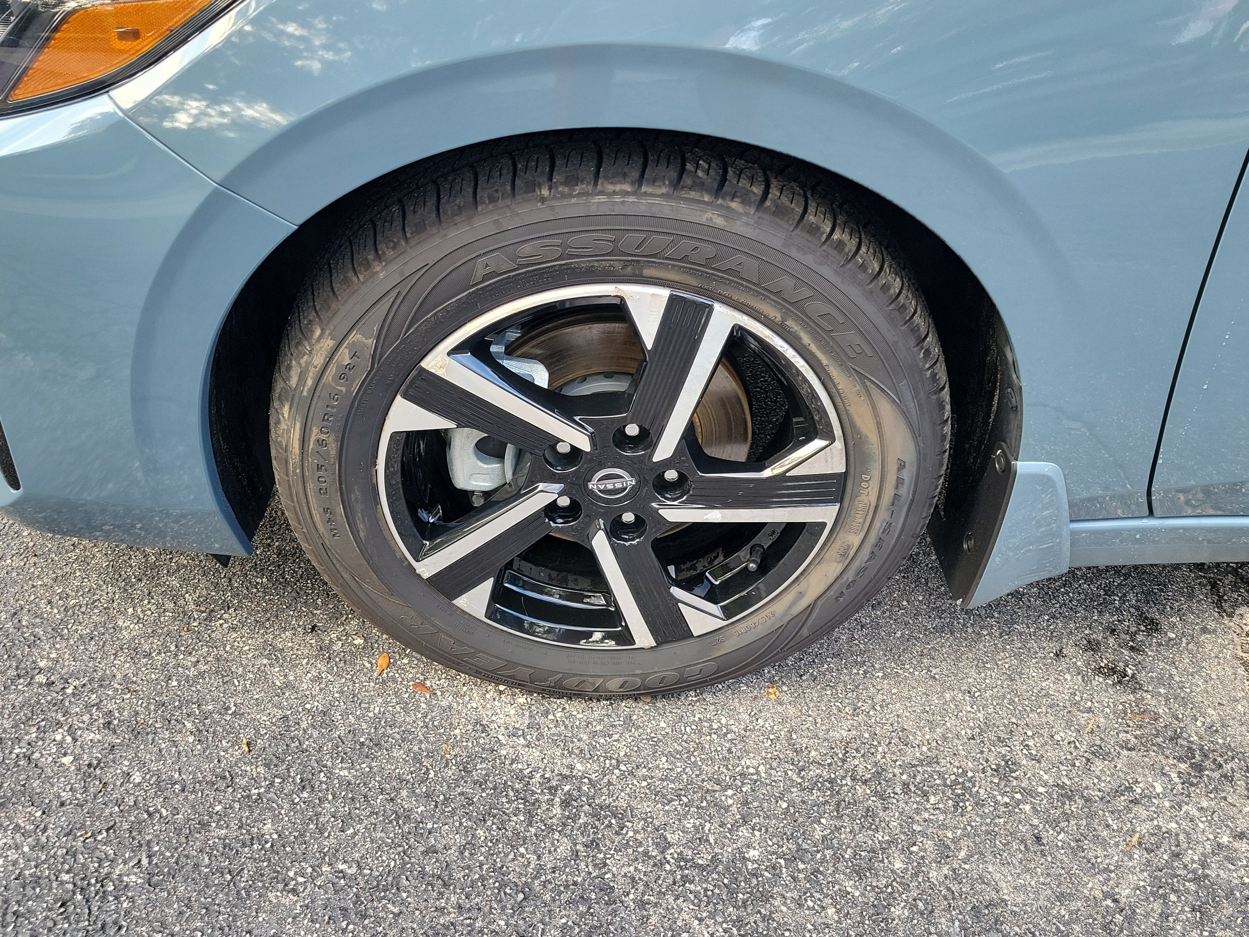 Certified 2024 Nissan Sentra SV FWD image 4