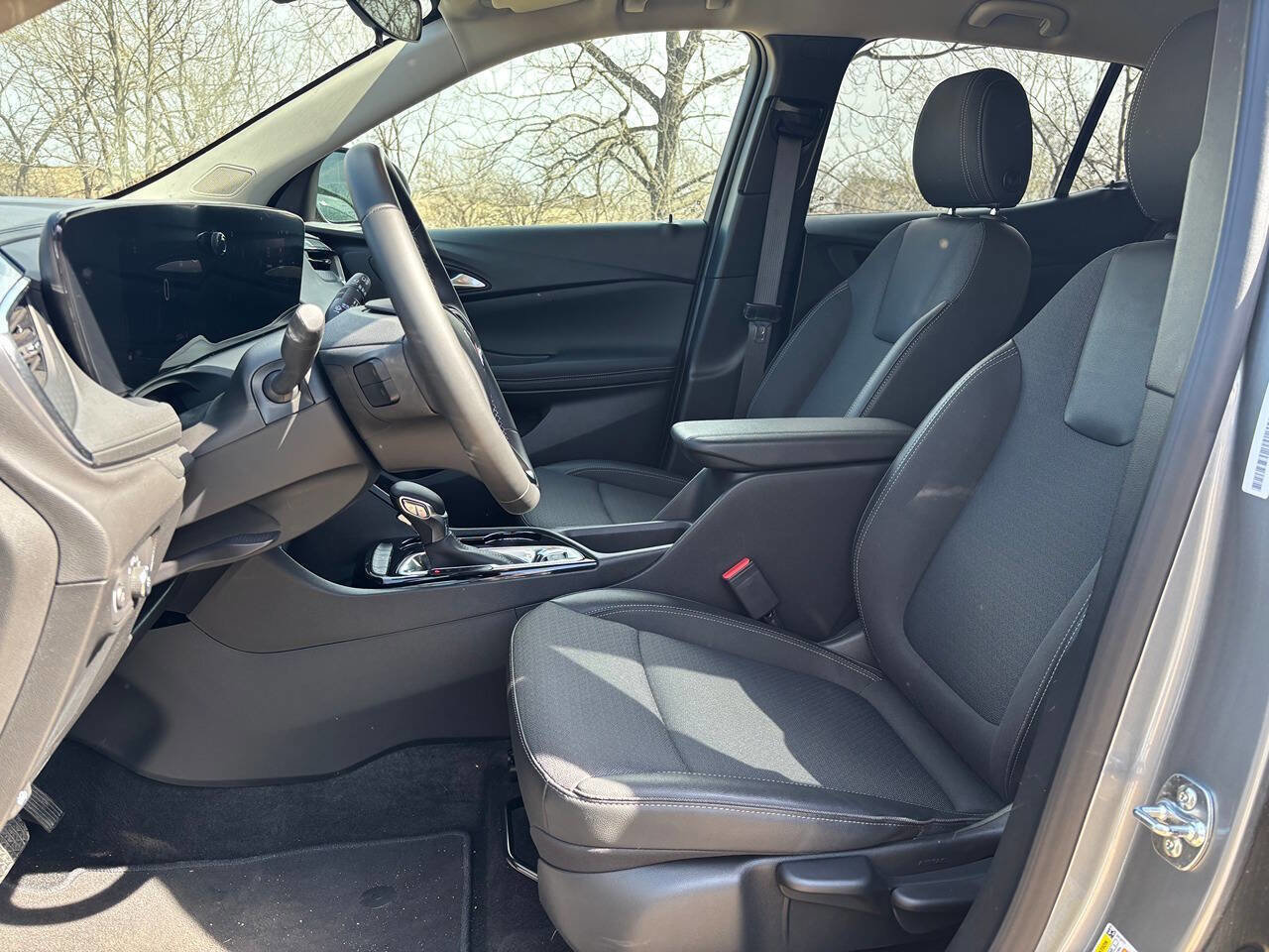 Used 2025 Buick Encore GX Preferred image 10