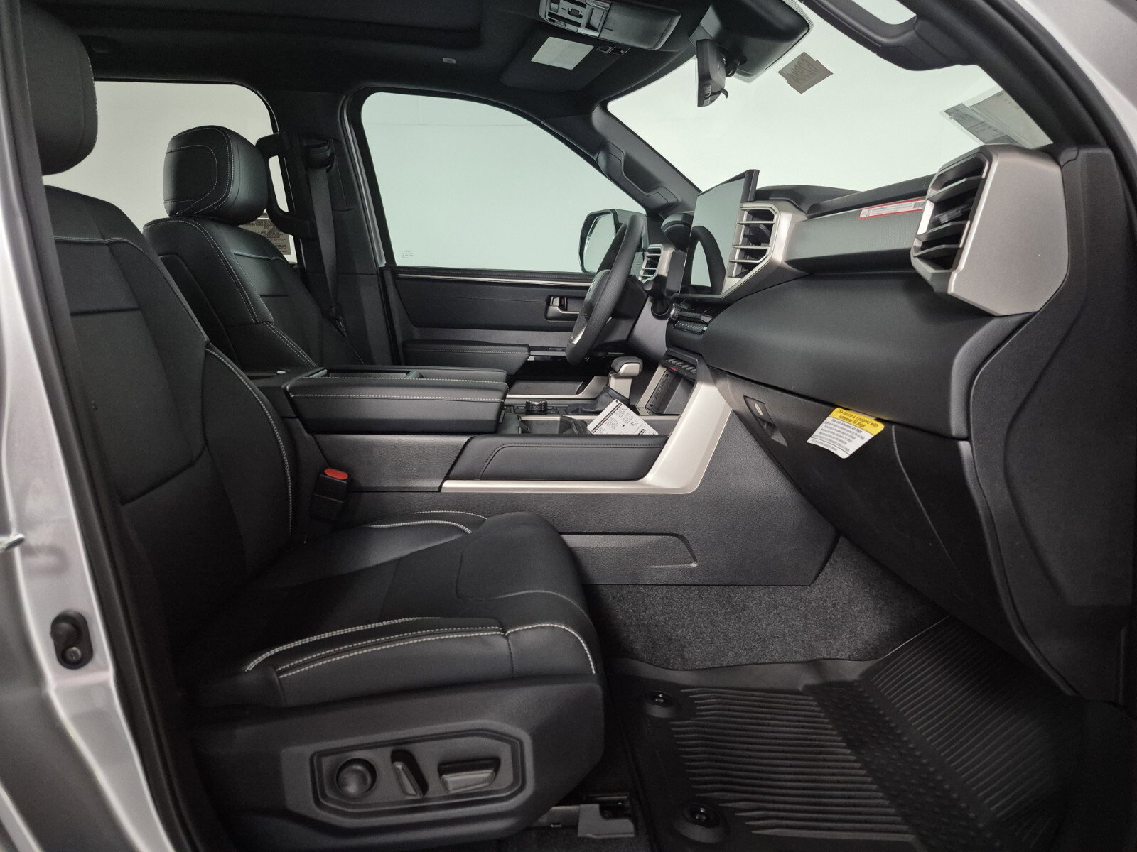 New 2026 Toyota Tundra Limited image 32