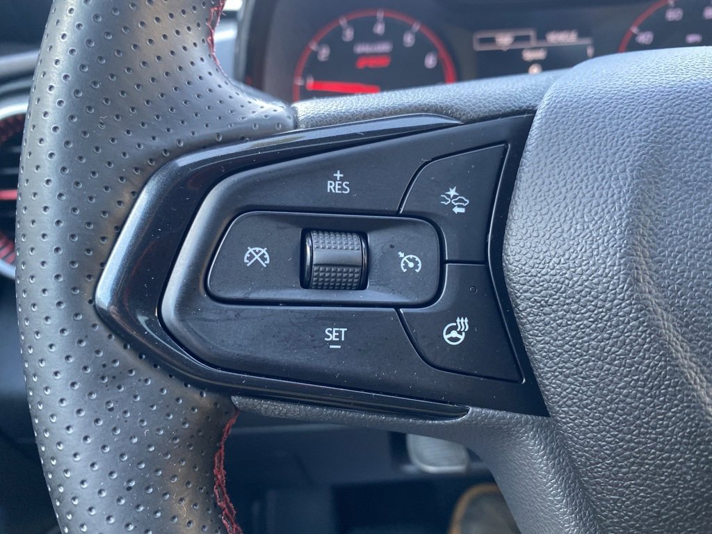 Used 2024 Chevrolet Trax RS w/ Sunroof Package image 21