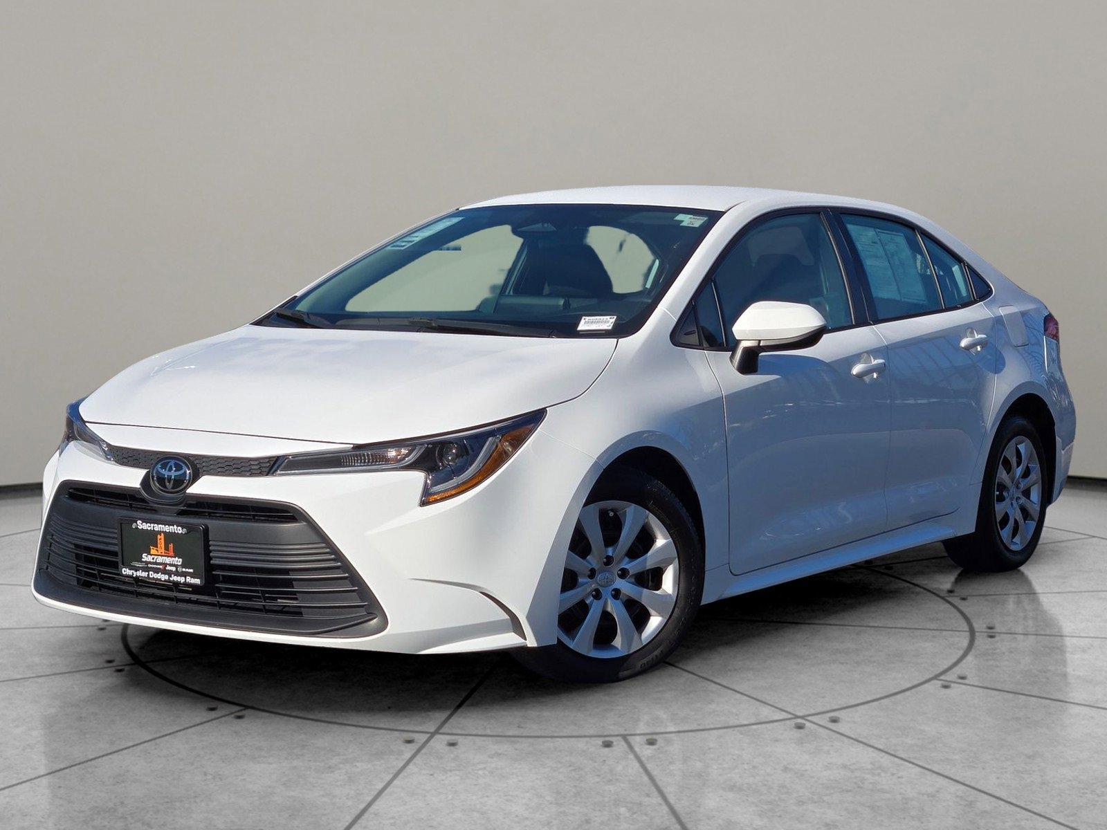 Used 2024 Toyota Corolla LE image 6