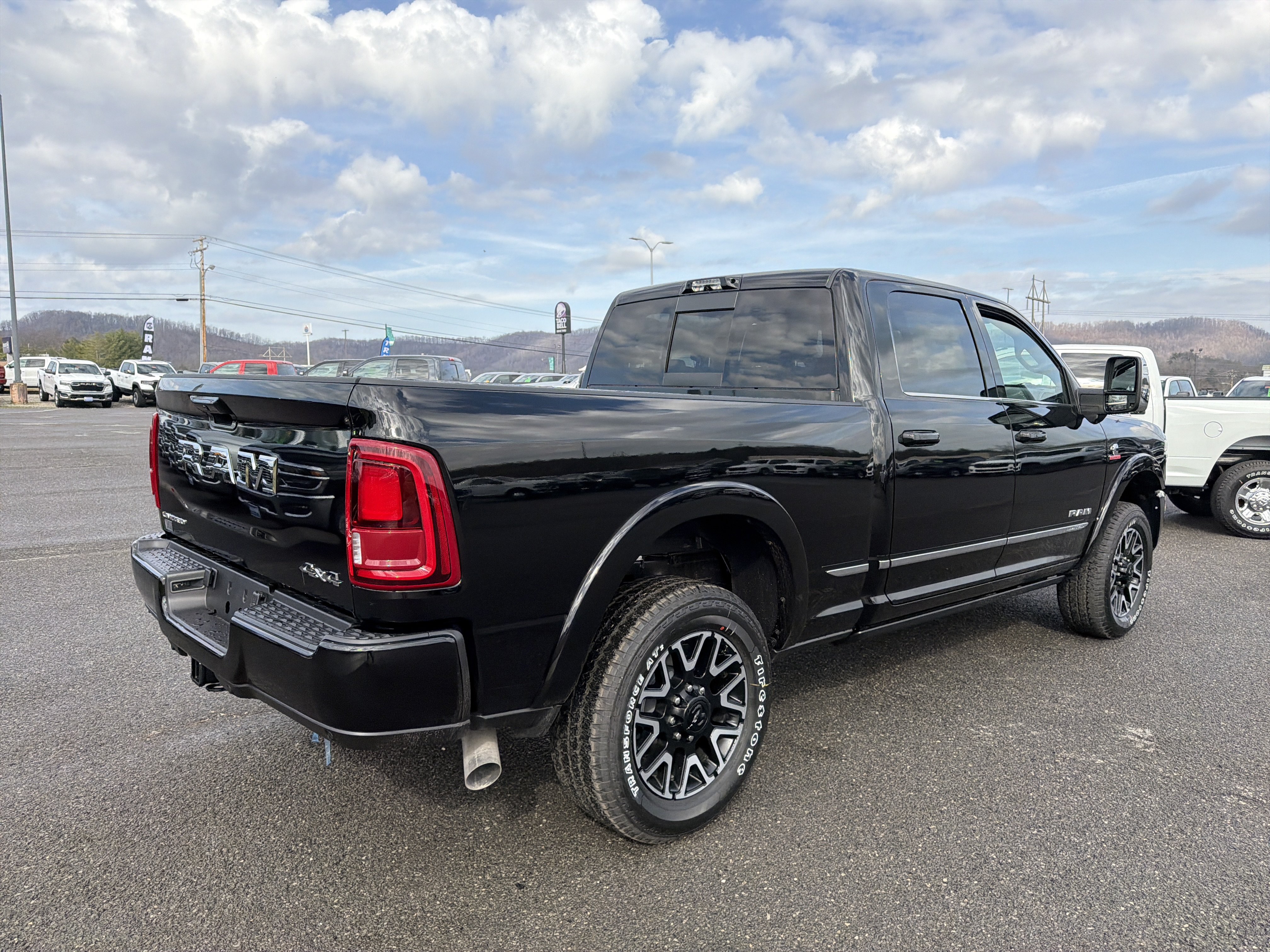 New 2026 RAM 2500 Limited AWD/4WD image 6