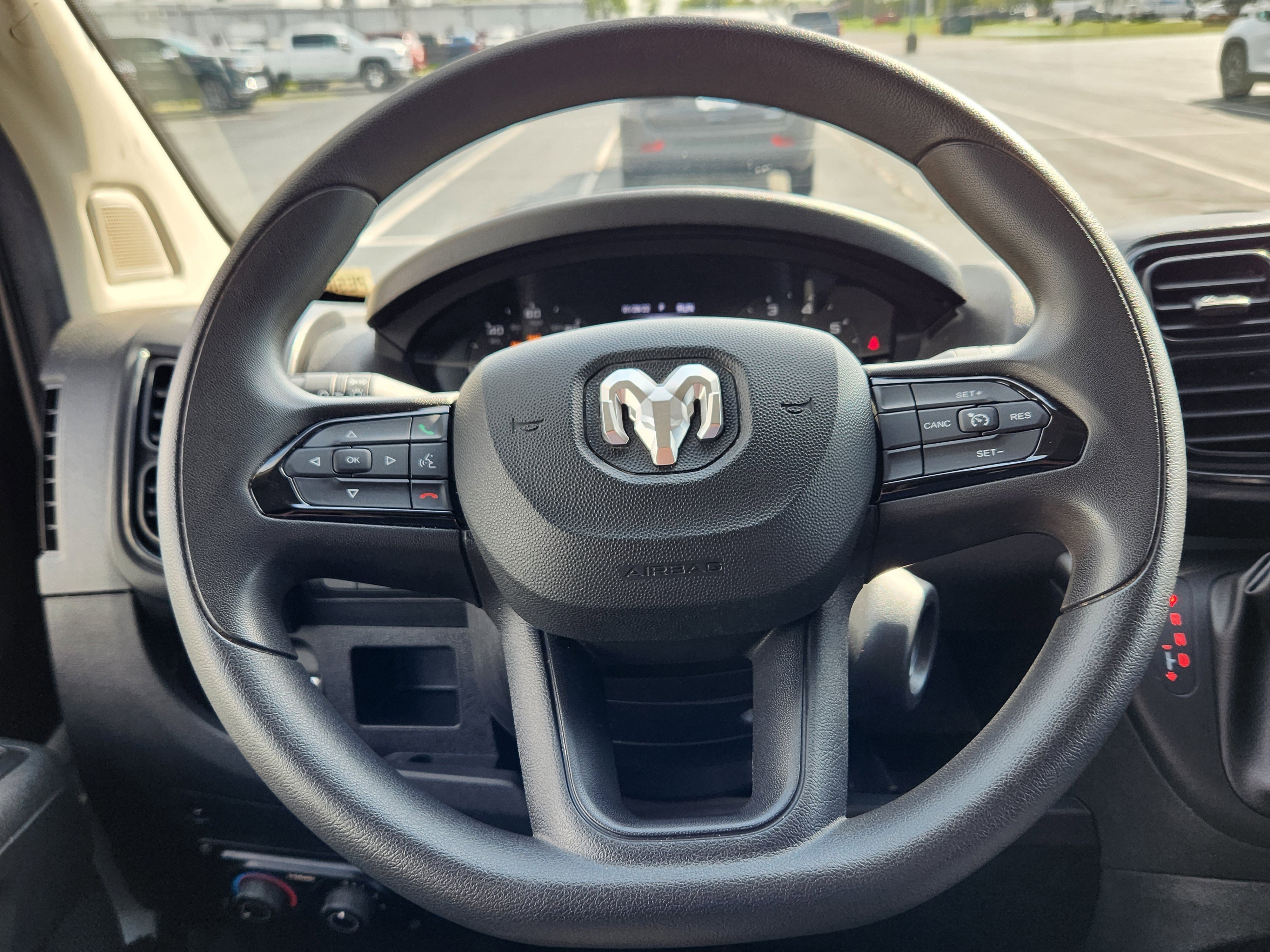 Used 2023 RAM ProMaster 2500 image 19