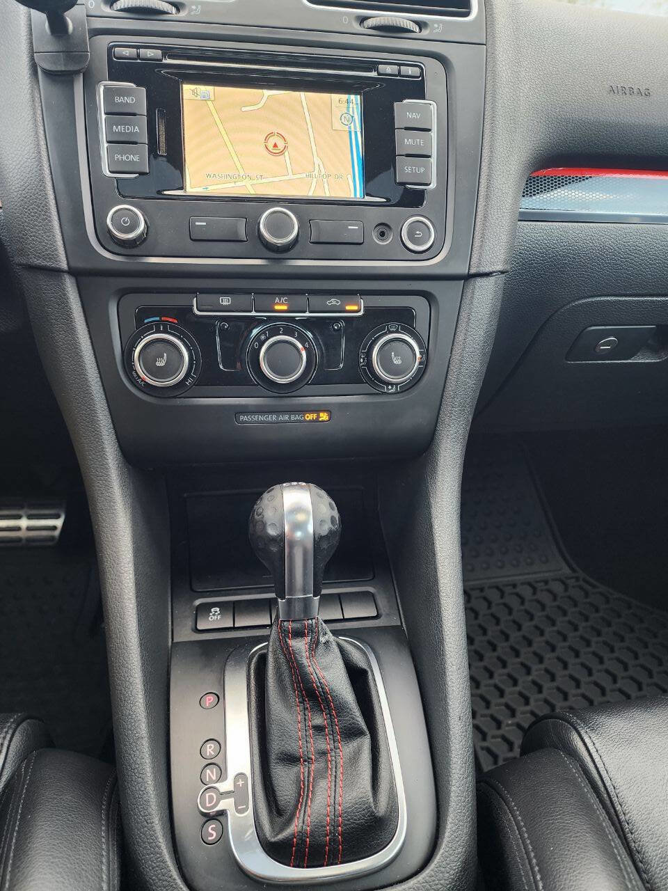Used 2013 Volkswagen GTI Driver's Edition FWD image 34