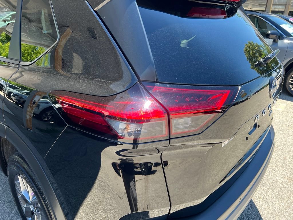 Certified 2023 Nissan Rogue S AWD/4WD image 34