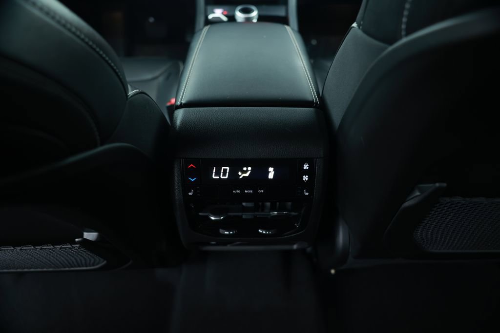 Used 2022 Jeep Grand Cherokee L Limited image 31