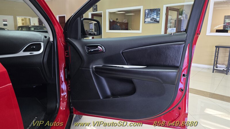 Used 2013 Dodge Journey American Value Package FWD image 12