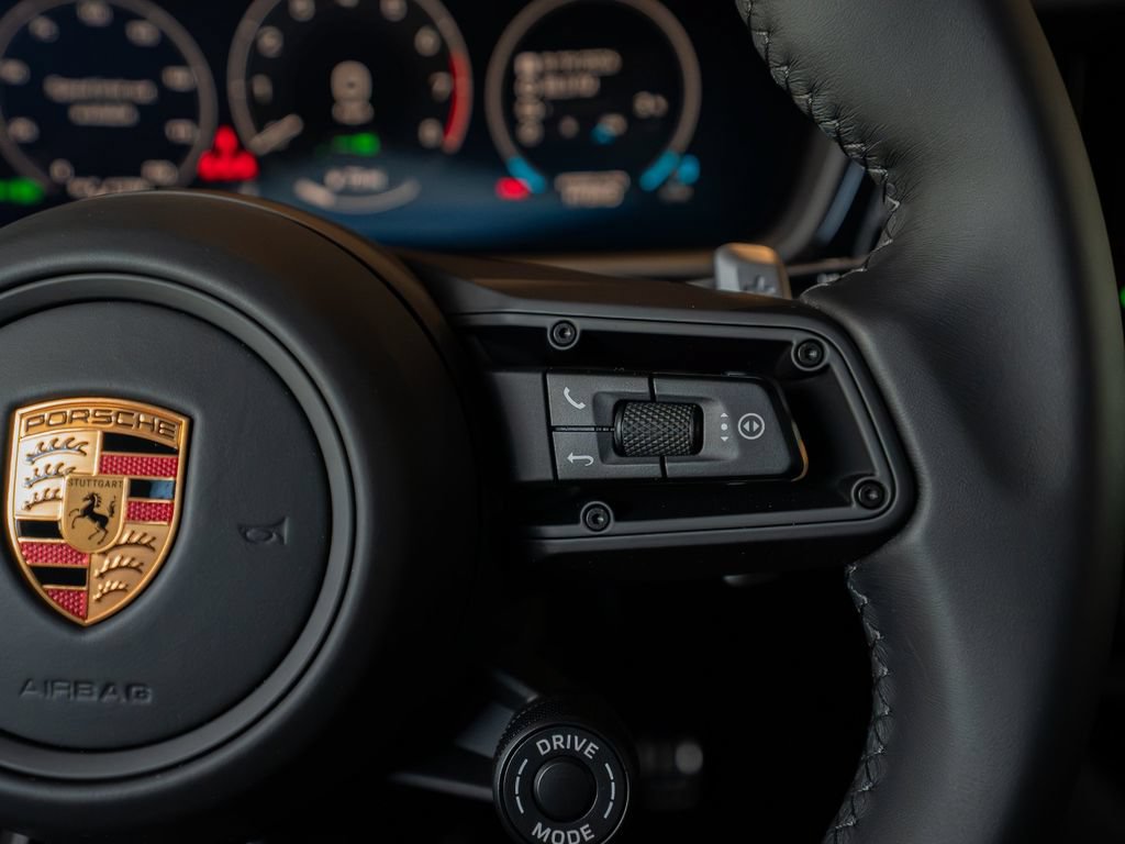 New 2026 Porsche Cayenne S AWD/4WD image 16