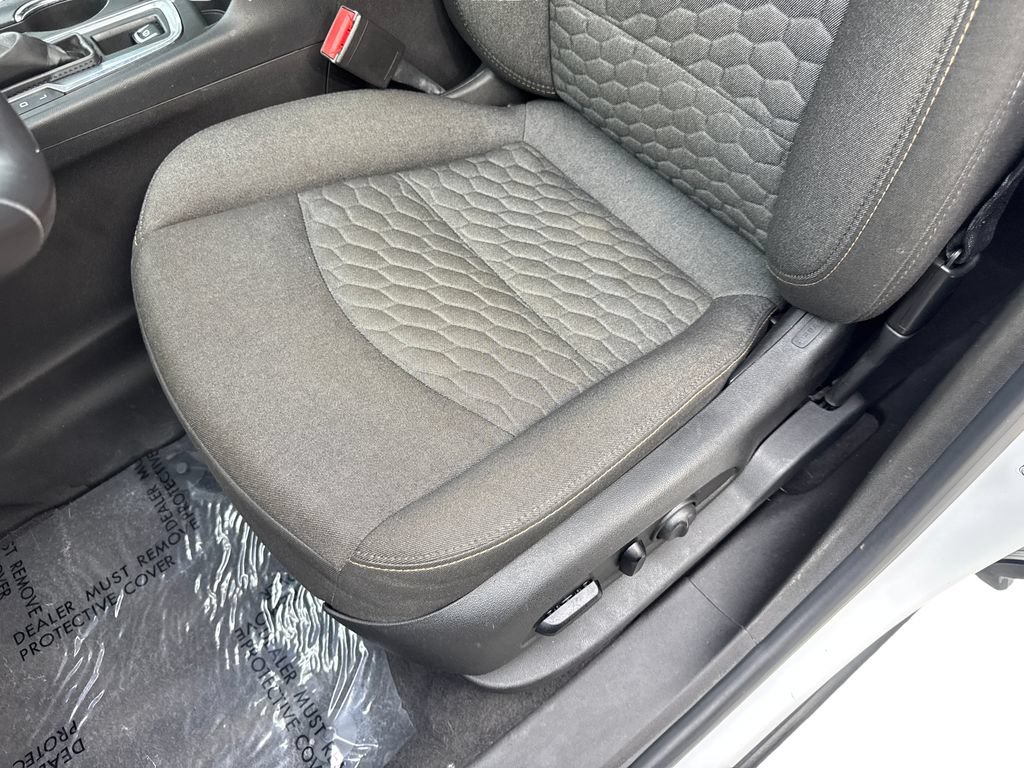 Used 2019 Chevrolet Equinox LT AWD/4WD image 31