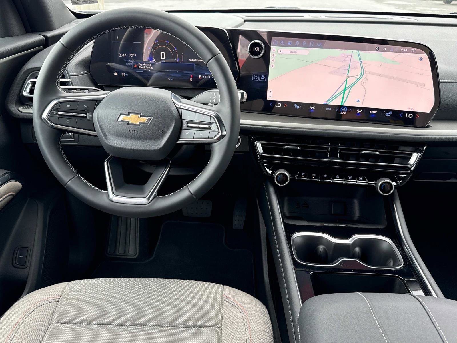 New 2025 Chevrolet Traverse LT w/ LPO, Floor Liner Package image 2
