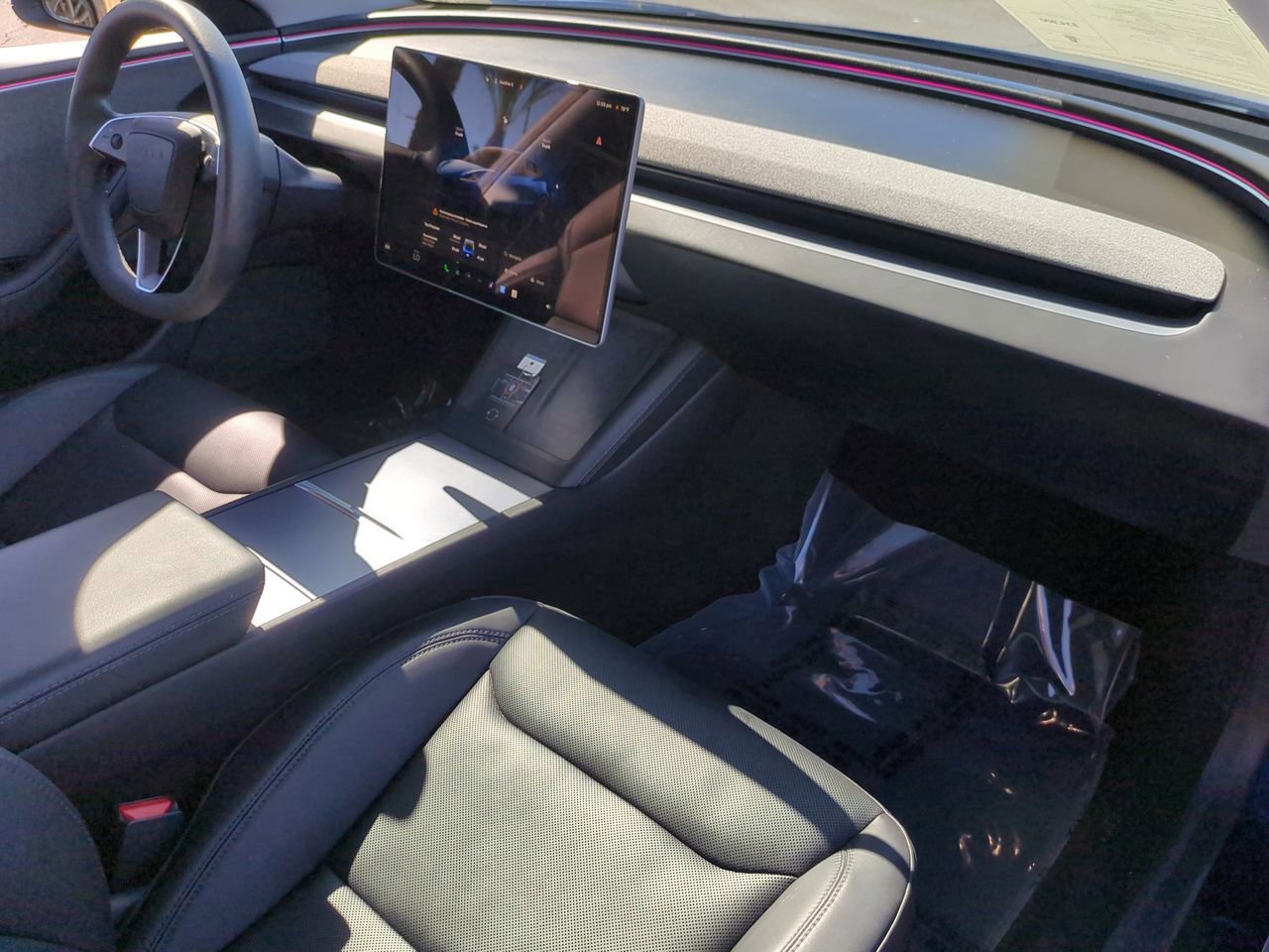 Used 2024 Tesla Model 3 Standard Range image 32