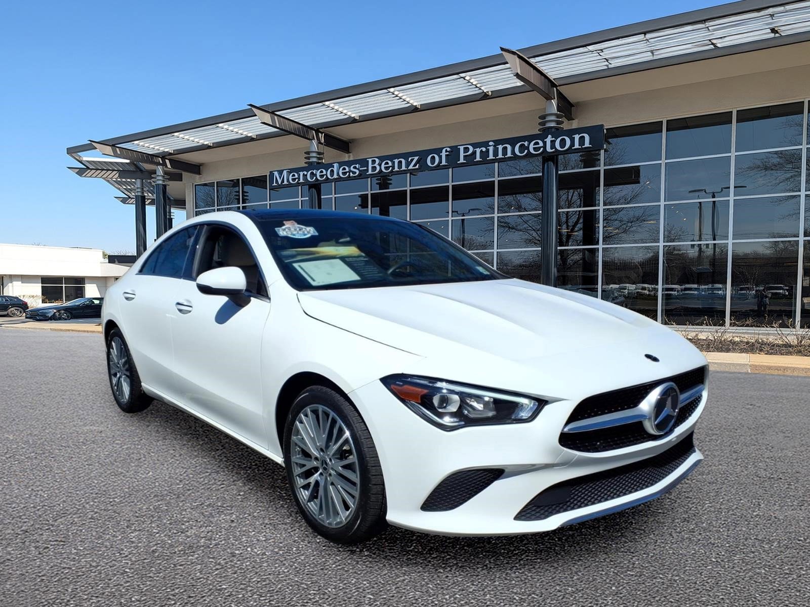 Certified 2022 Mercedes-Benz CLA 250 4MATIC image 1