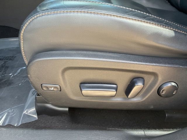 Used 2015 Toyota Highlander XLE AWD/4WD image 13