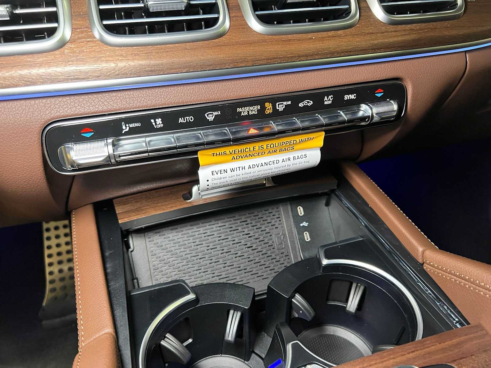 New 2026 Mercedes-Benz GLS 450 4MATIC image 36