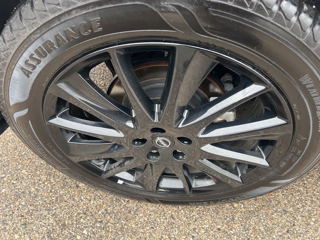 Certified 2024 Nissan Murano SV w/ SV Midnight Edition Package image 42