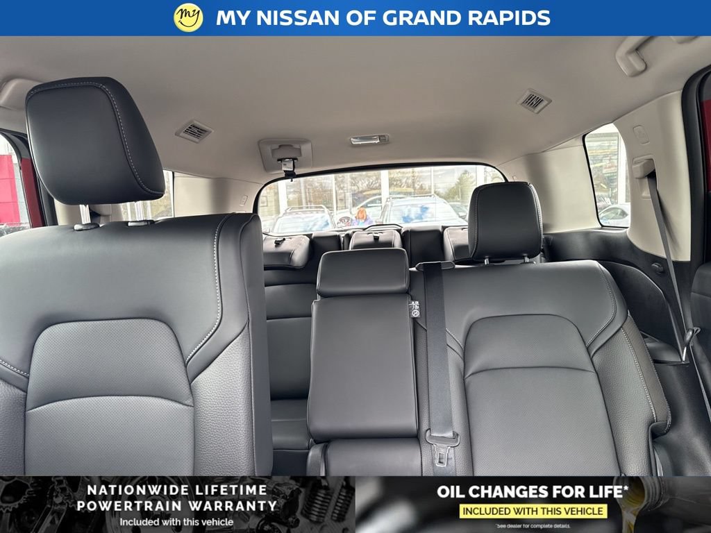 New 2026 Nissan Pathfinder SL AWD/4WD image 12
