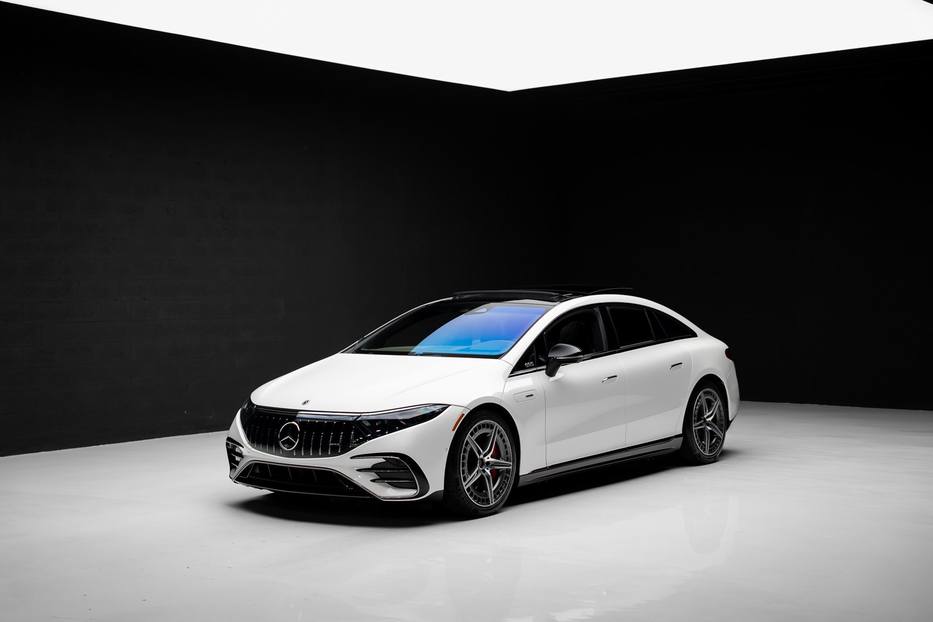 Used 2023 Mercedes-Benz EQS AMG 4MATIC image 4