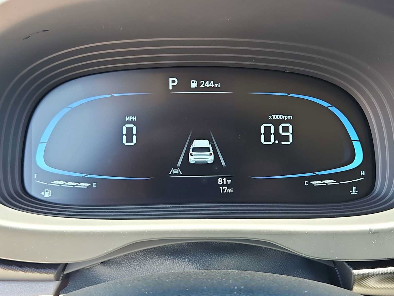 Used 2026 Hyundai Venue SEL FWD image 32