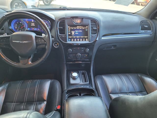 Used 2019 Chrysler 300 S image 6
