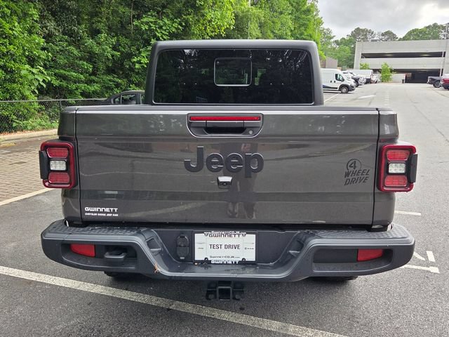 Used 2025 Jeep Gladiator Sport AWD/4WD image 7