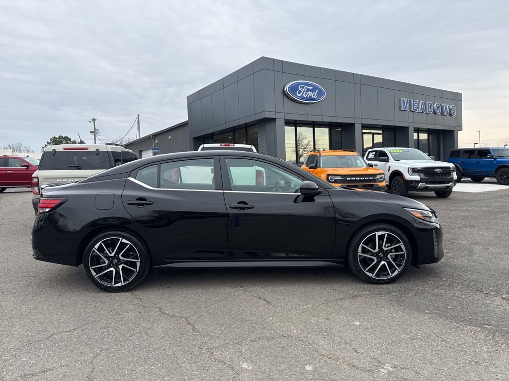 Used 2025 Nissan Sentra SR image 23