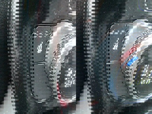 Used 2021 Toyota Highlander XLE image 21