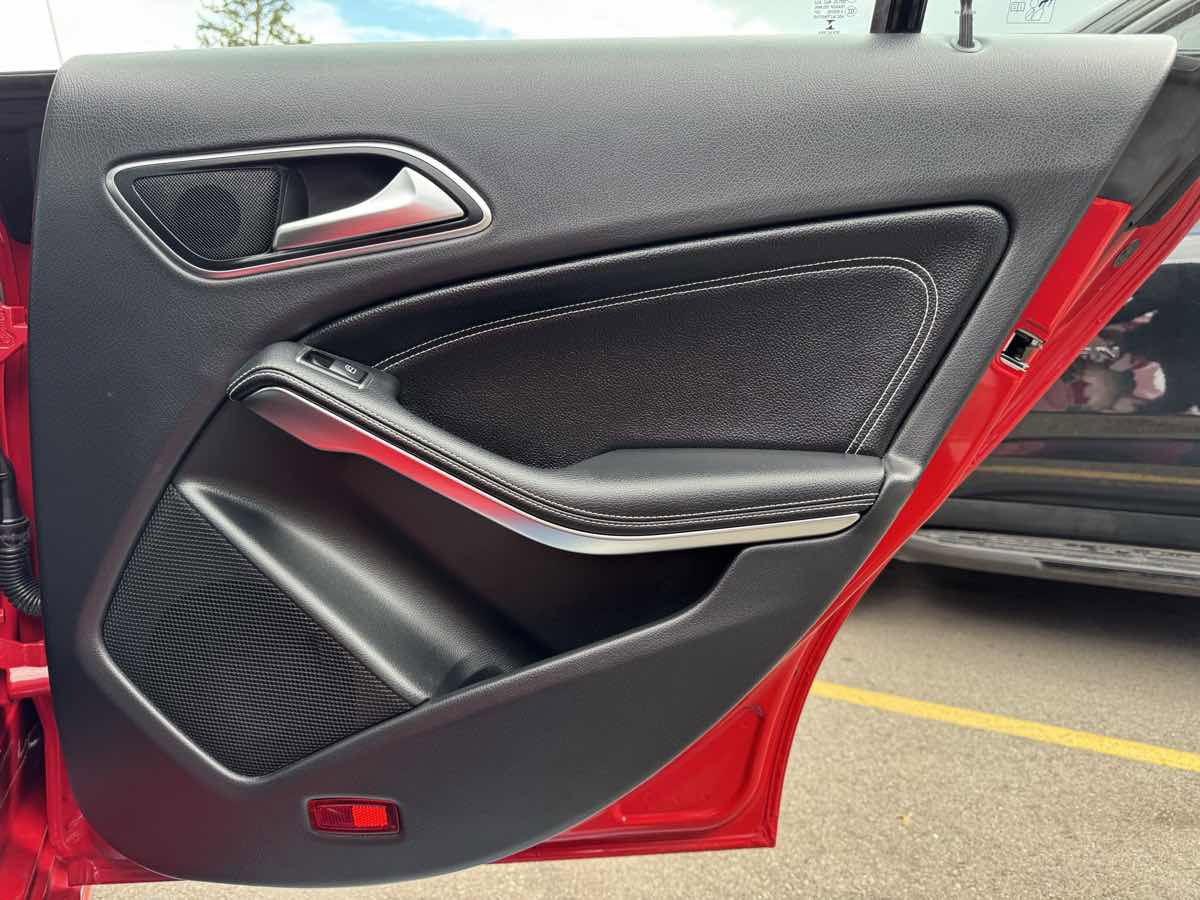 Used 2017 Mercedes-Benz CLA 250 image 36
