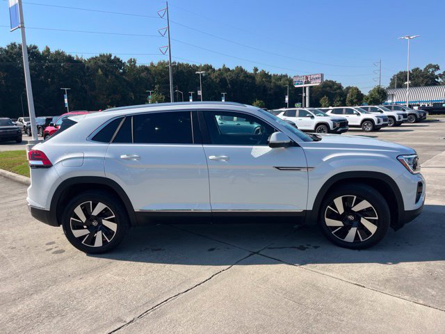Used 2024 Volkswagen Atlas Cross Sport SEL AWD/4WD image 9