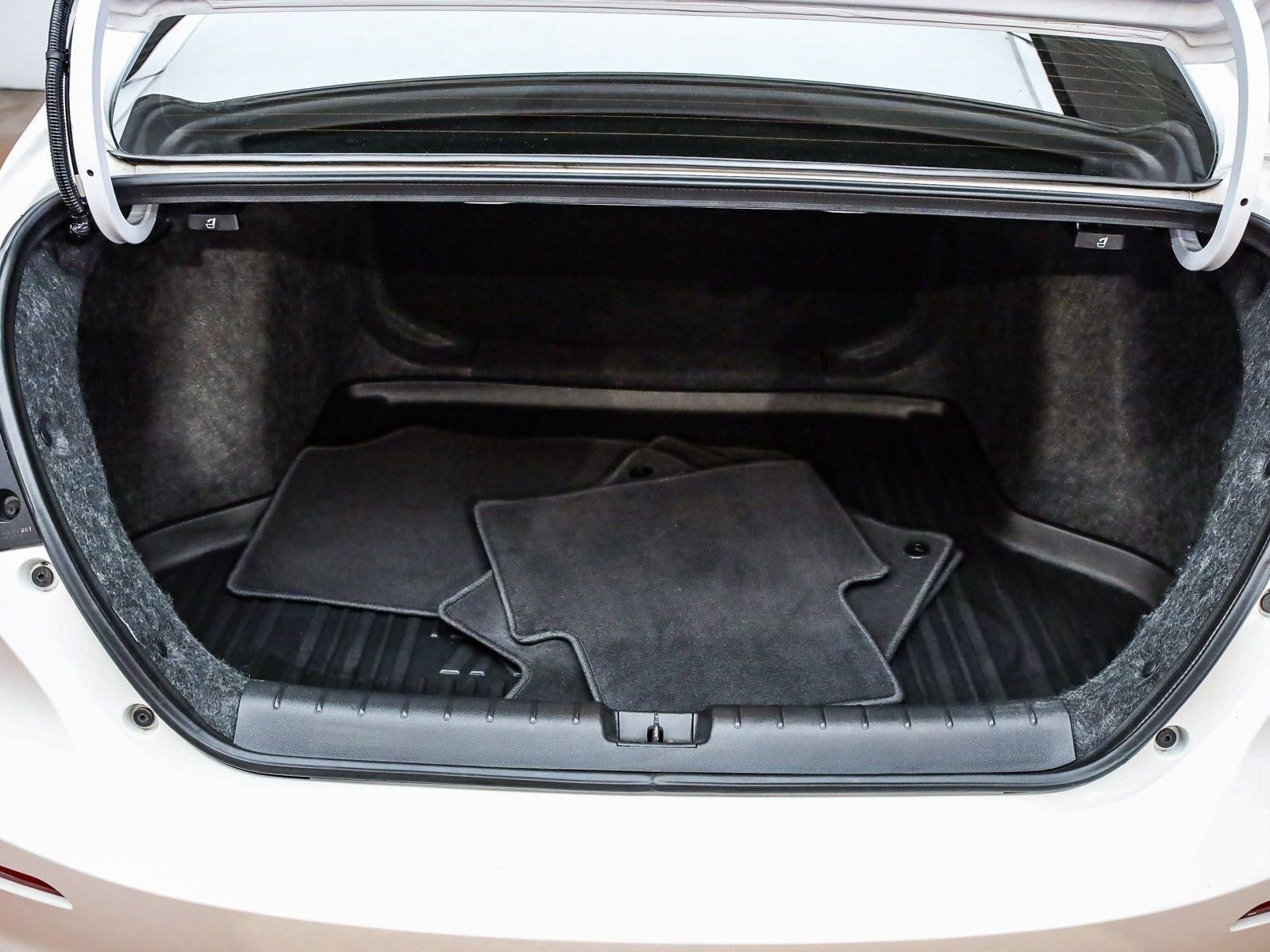 Used 2019 Honda Insight EX image 26