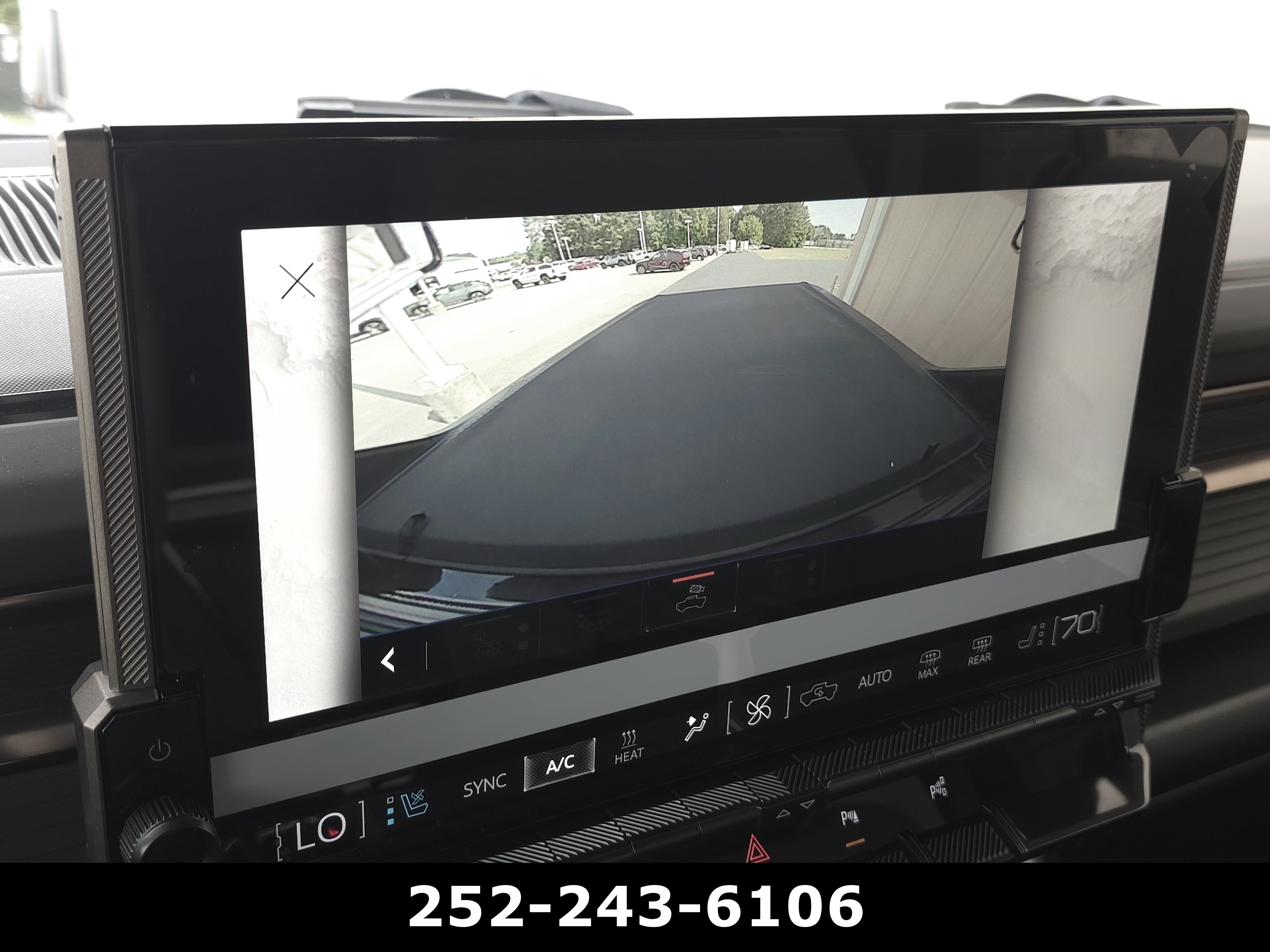 Used 2025 GMC Hummer EV 3X AWD/4WD image 28